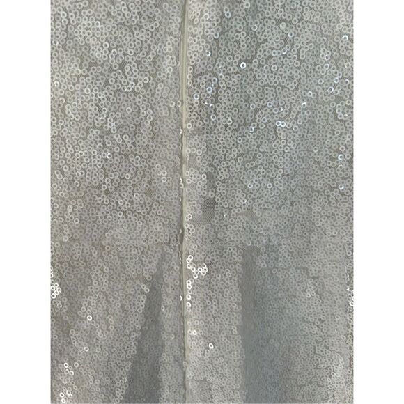 NWT Gigii’s Snowy Sequin Dress In White Size Medium MSRP $461 - Picture 5 of 11